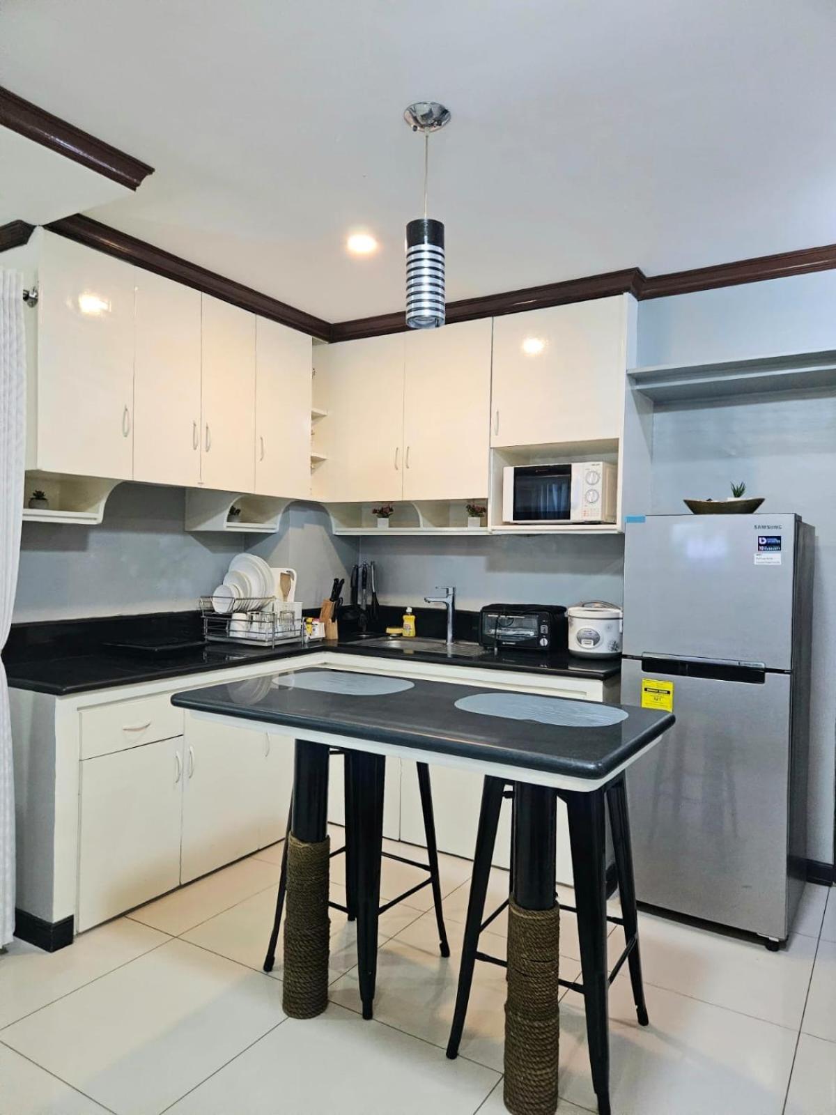 Tlt Condotl At Kiener Hills Condominium Lapu-Lapu City Eksteriør bilde