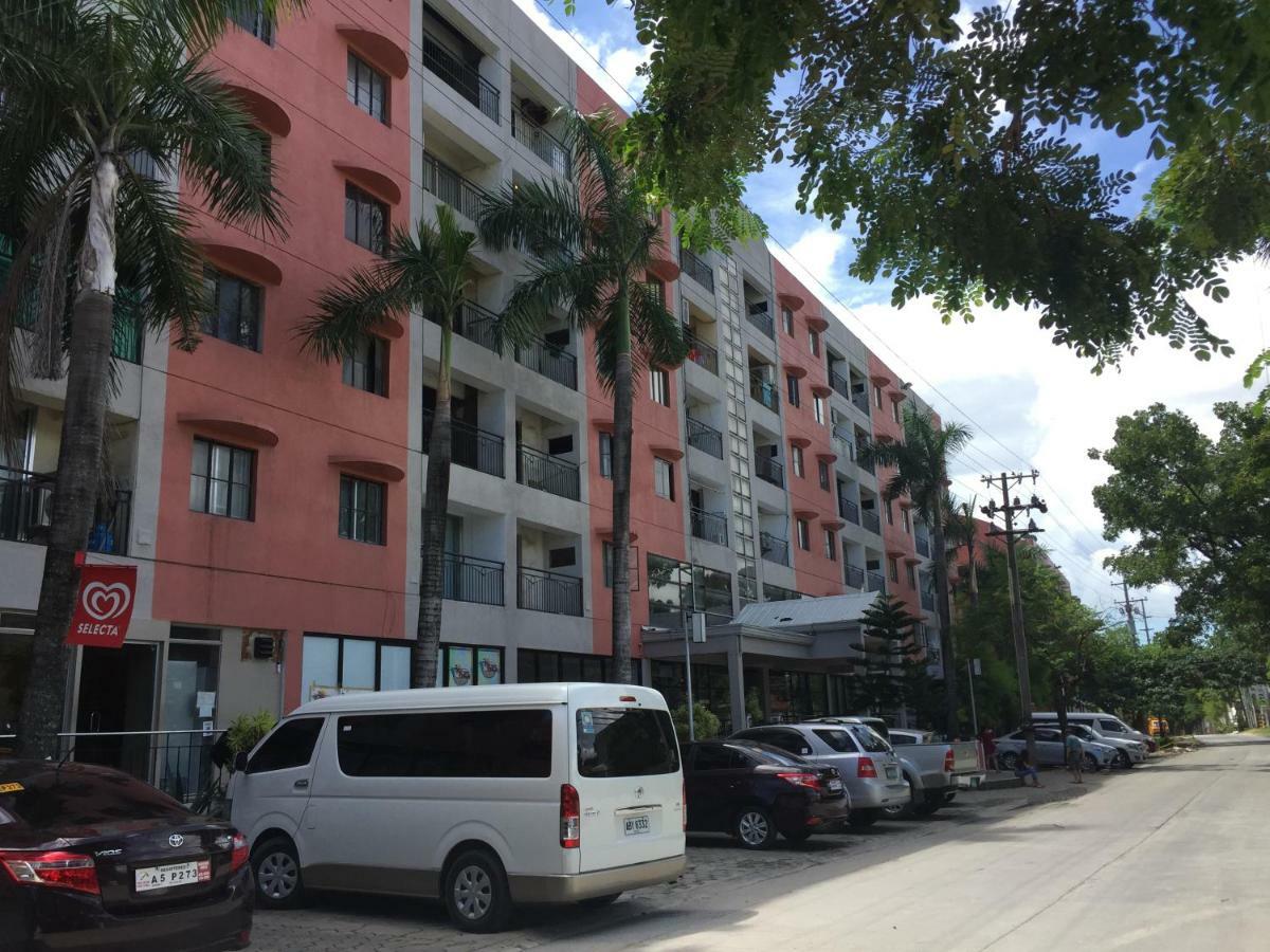 Tlt Condotl At Kiener Hills Condominium Lapu-Lapu City Eksteriør bilde